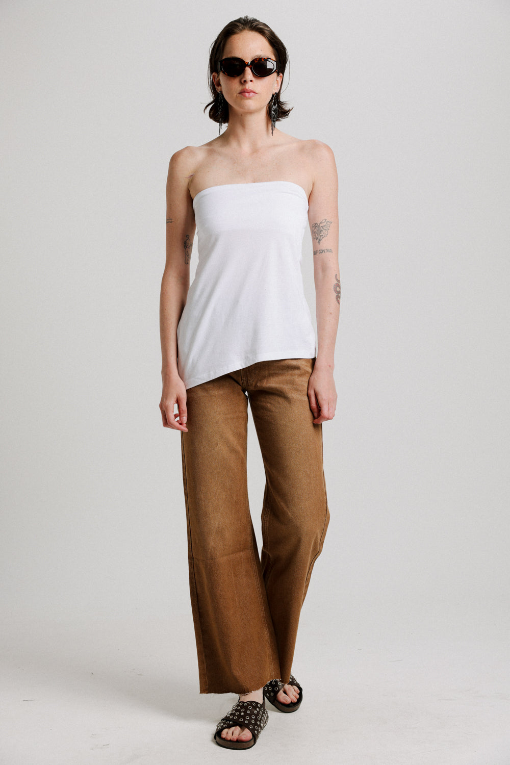 Asymmetrical White Strapless Top – SEESTARZ