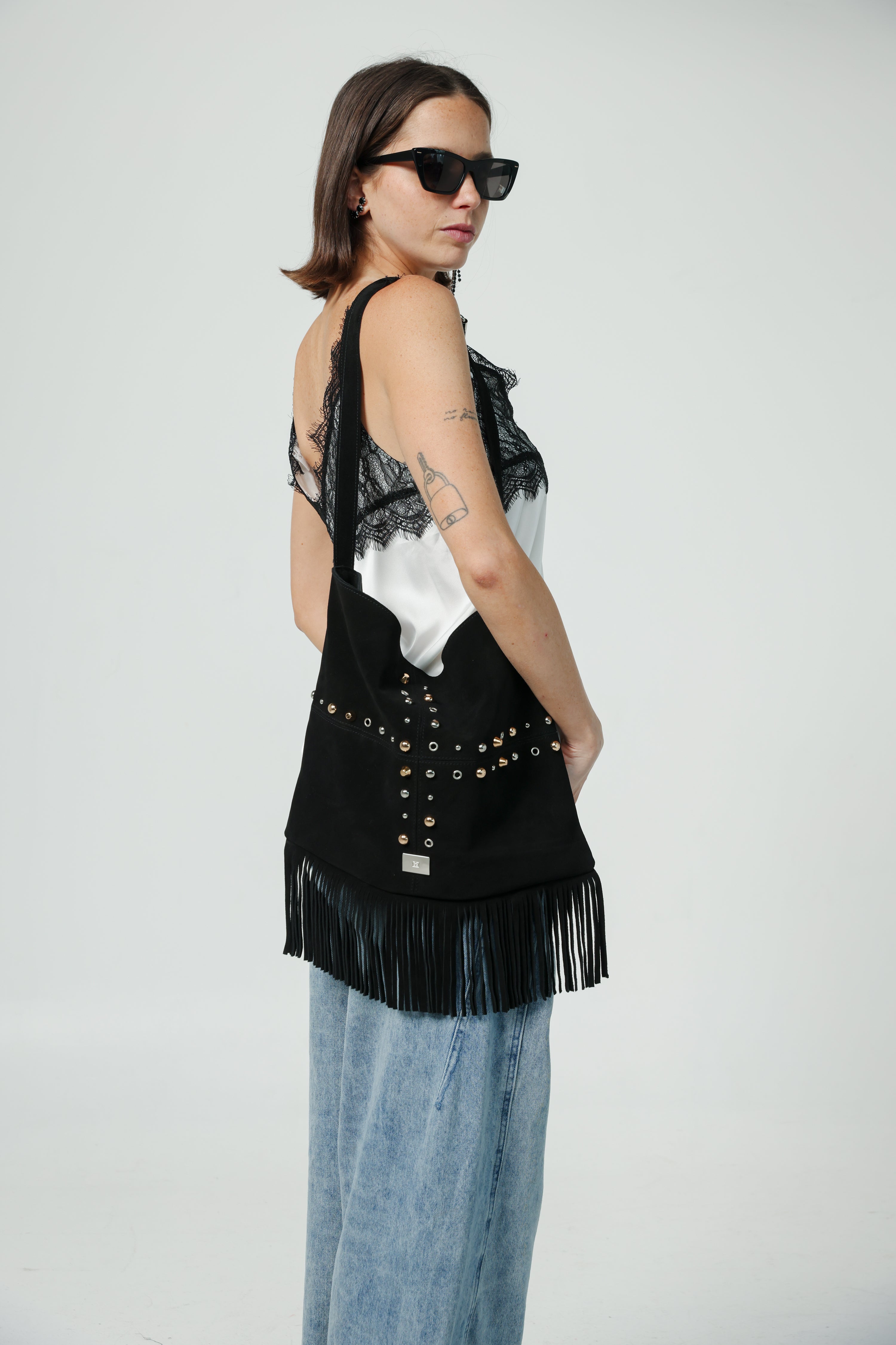 韓国商品/CELITAILS STAR FRINGE SUEDE BAG MUSINSA | CELITAILS STAR FRINGE SUEDE BAG_CAMEL