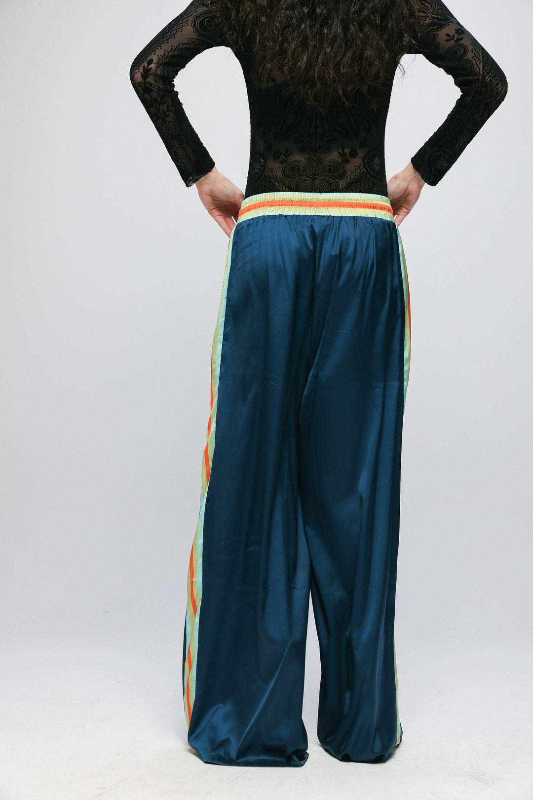 Changer Navy Bottoms