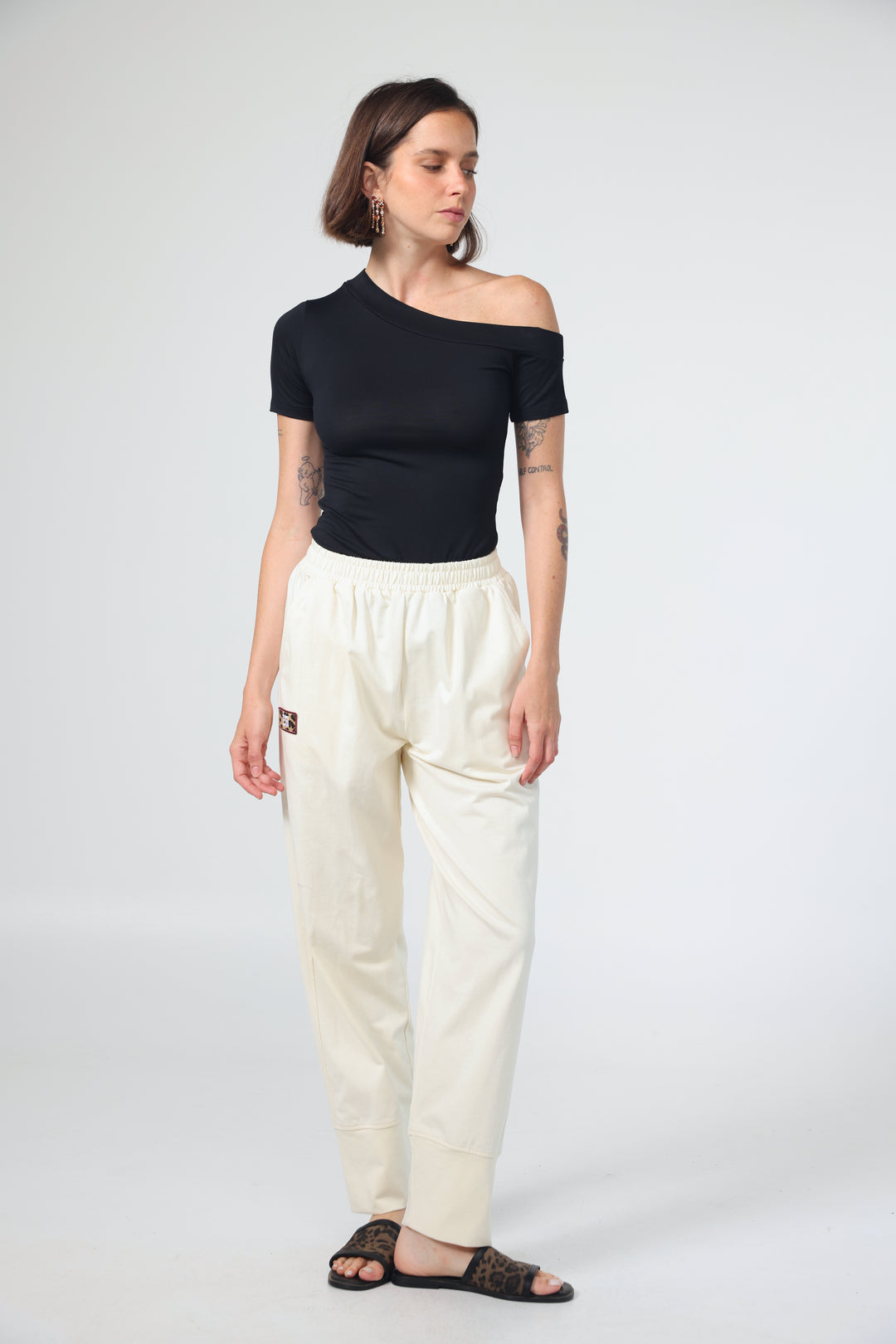 Luna Black T-Shirt