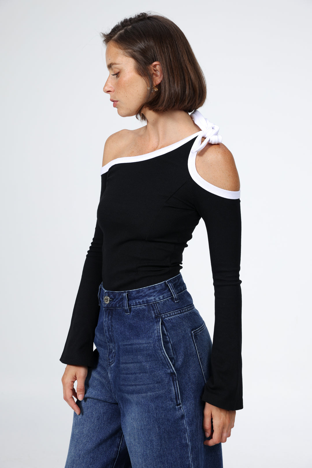 Tied Black&White Shirt