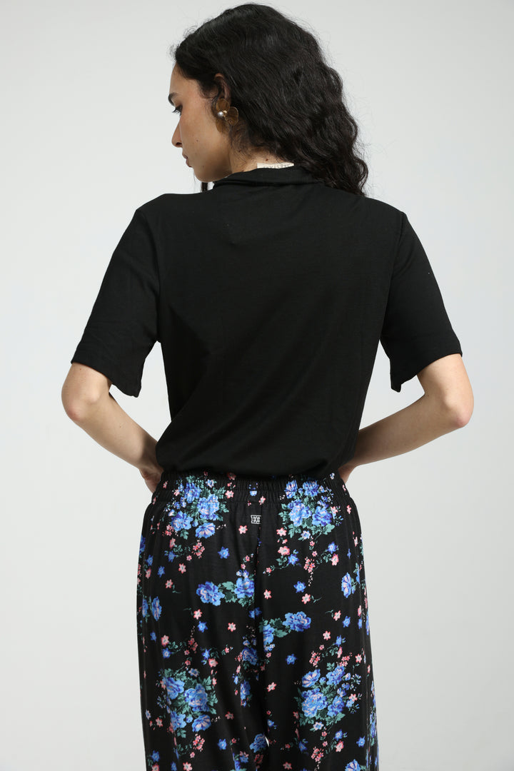 Gentle Black T-Shirt