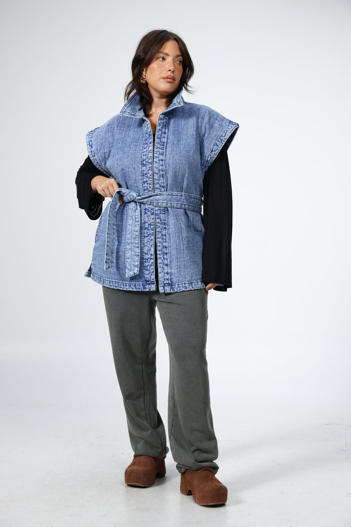 ווסט ג'ינס לנשים מידה לארג' Jeruz Light Blue Denim Vest 