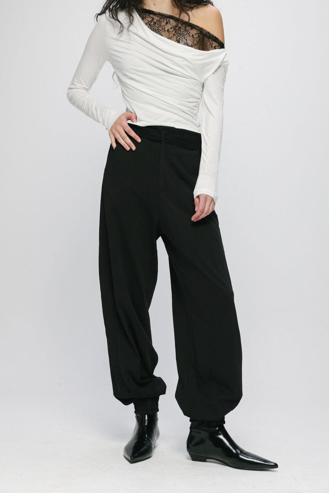 Mate Black Bottoms