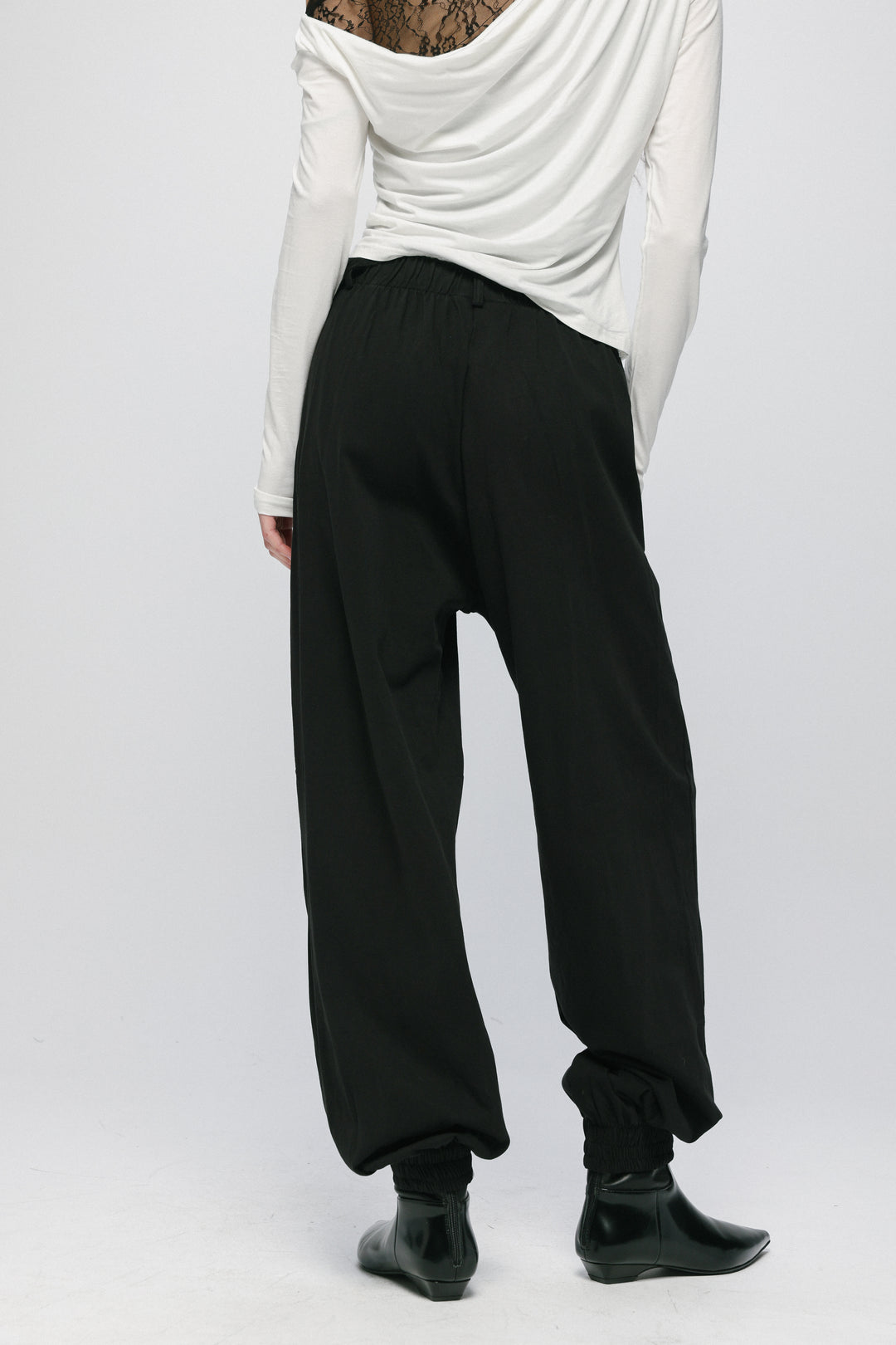 Mate Black Bottoms