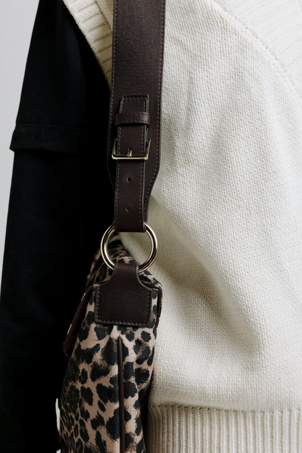 Art Leopard Bag