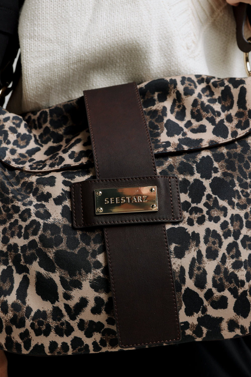 Art Leopard Bag