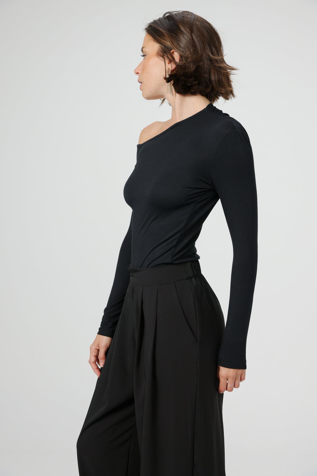 Clean07 Black One Shoulder Shirt