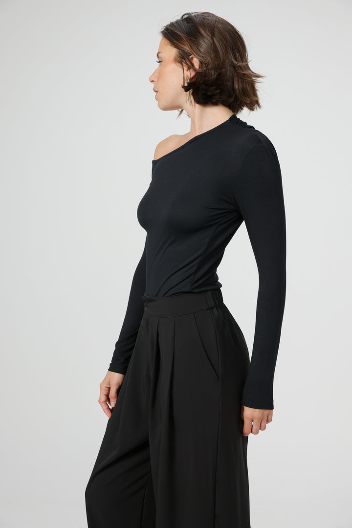 Clean07 Black One Shoulder Shirt