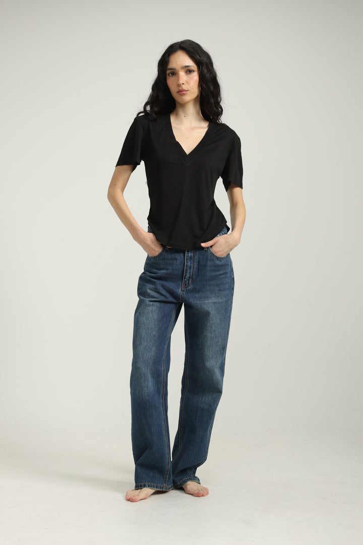 Clean23 Black V T-Shirt