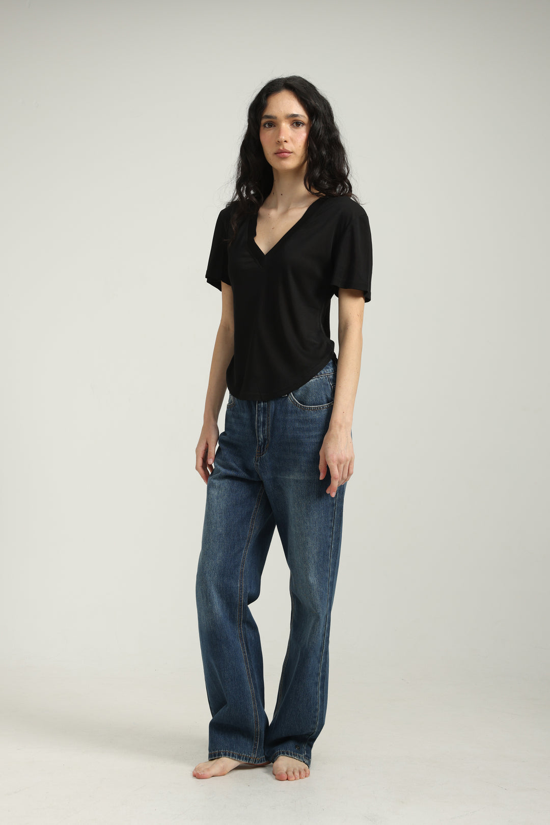 Clean23 Black V T-Shirt