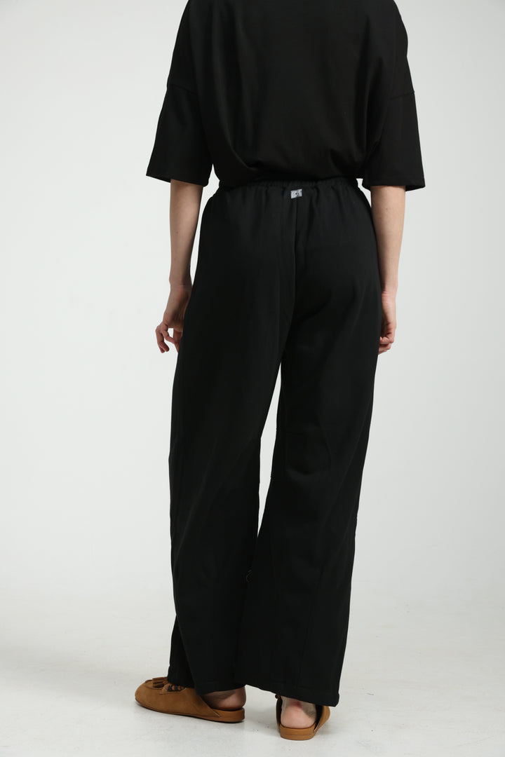 Familiar Black Joggers