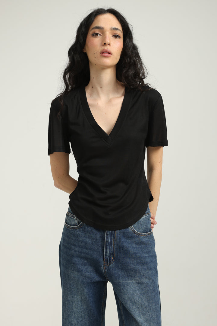 Clean23 Black V T-Shirt