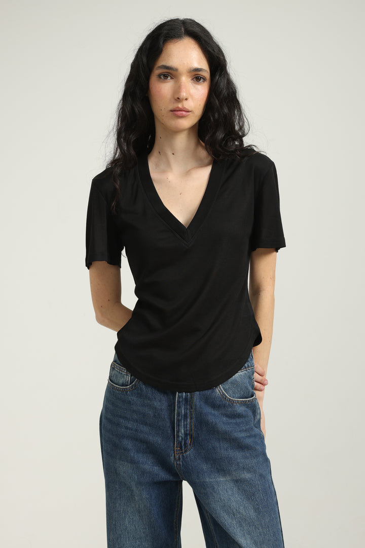 Clean23 Black V T-Shirt