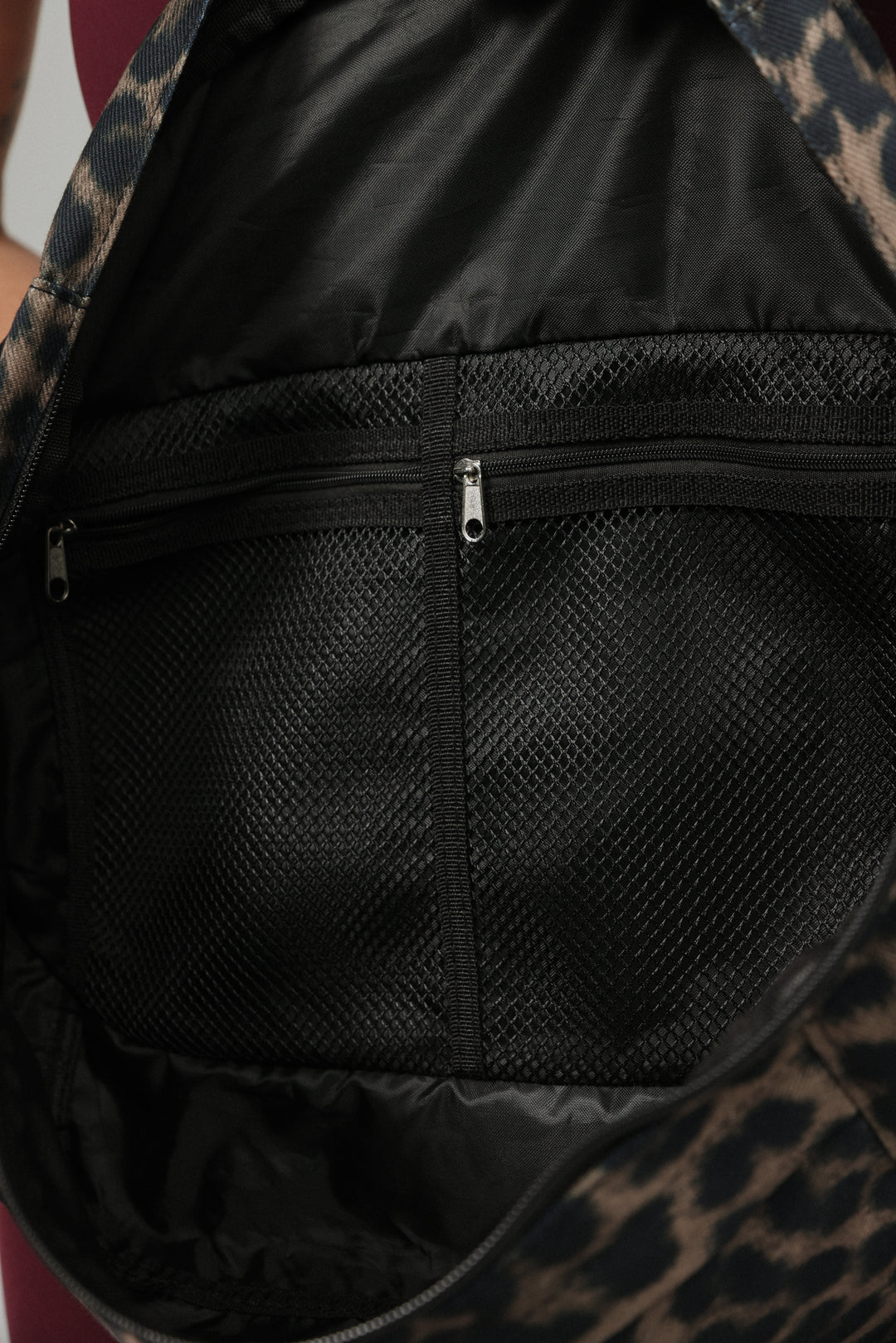 EE Huge Leopard Belt Bag