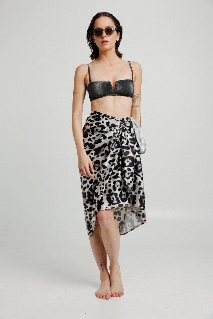 Grey Leopard Sarong