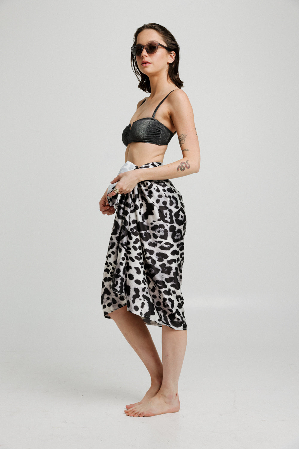 Grey Leopard Sarong