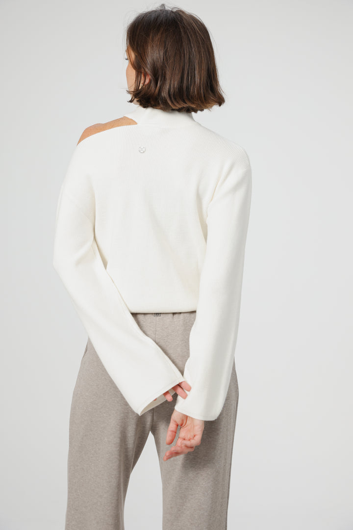 Starting Cream Sweater