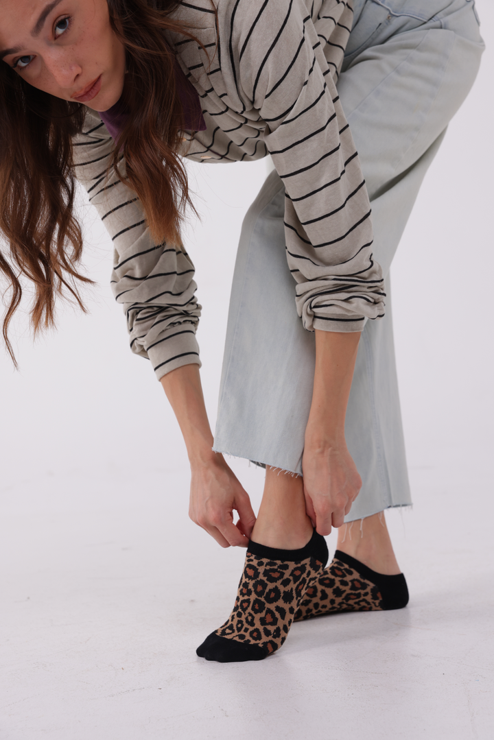 EE Leopard Ankle Socks