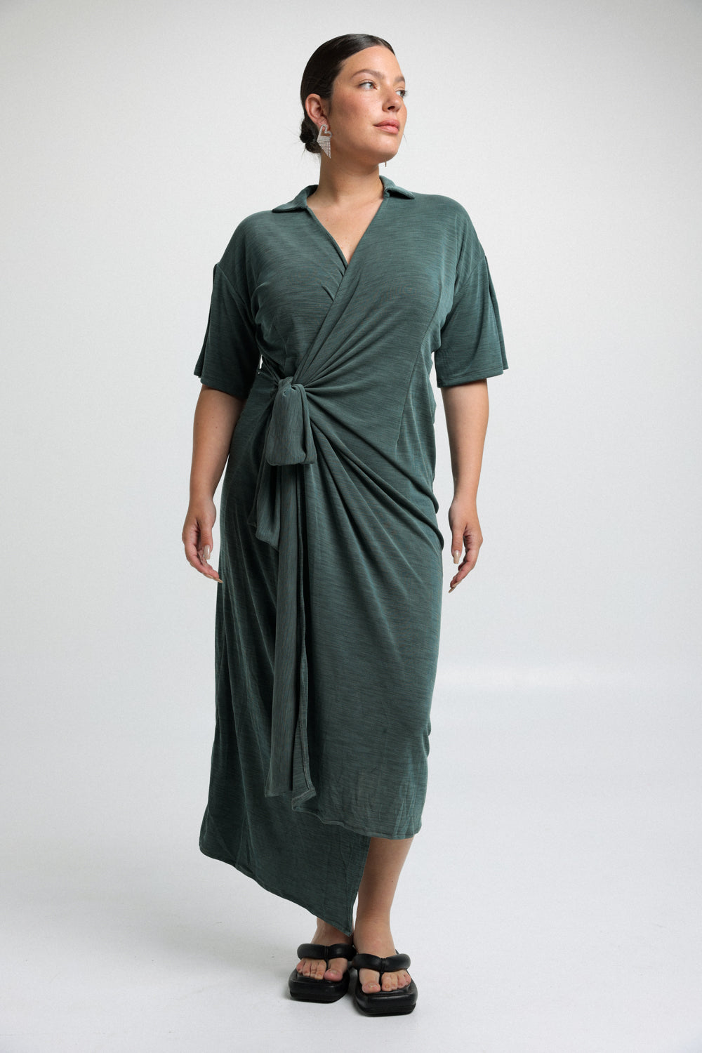 שמלה ירוקה Short Wrap Green Dress מידה גדולה