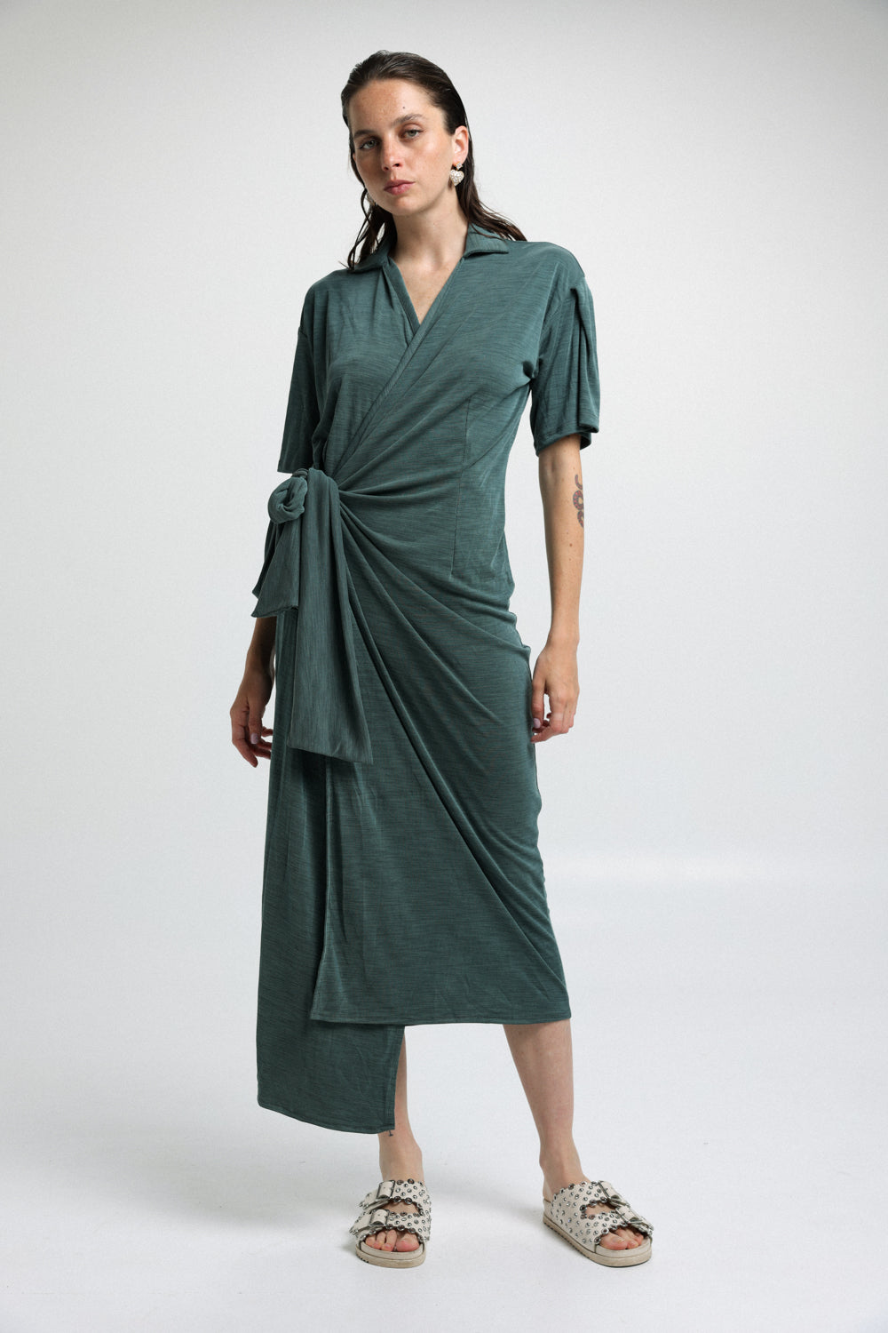 שמלה ירוקה Short Wrap Green Dress שרוול קצר
