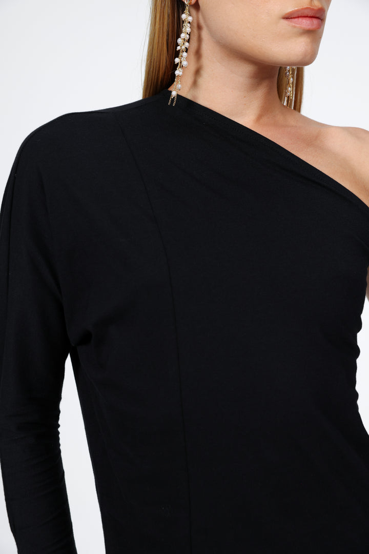 Black One Shoulder Dress
