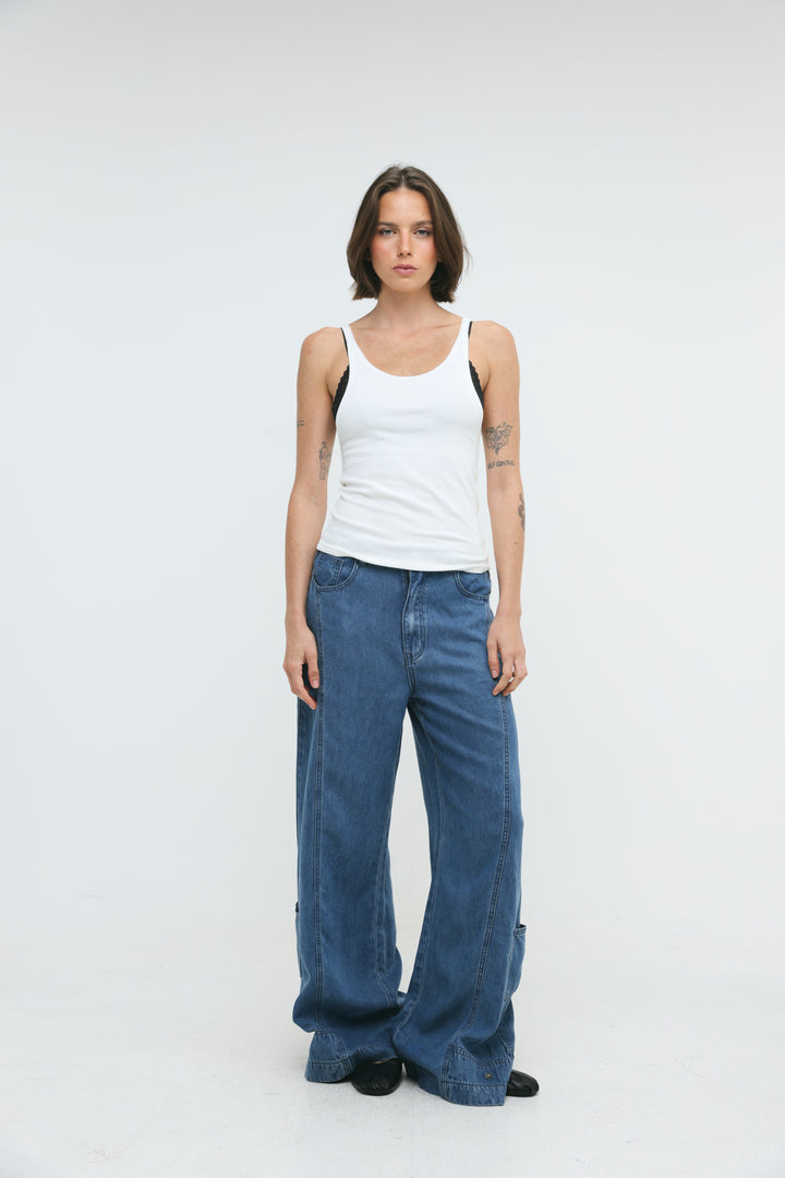 Saba10 White Tank
