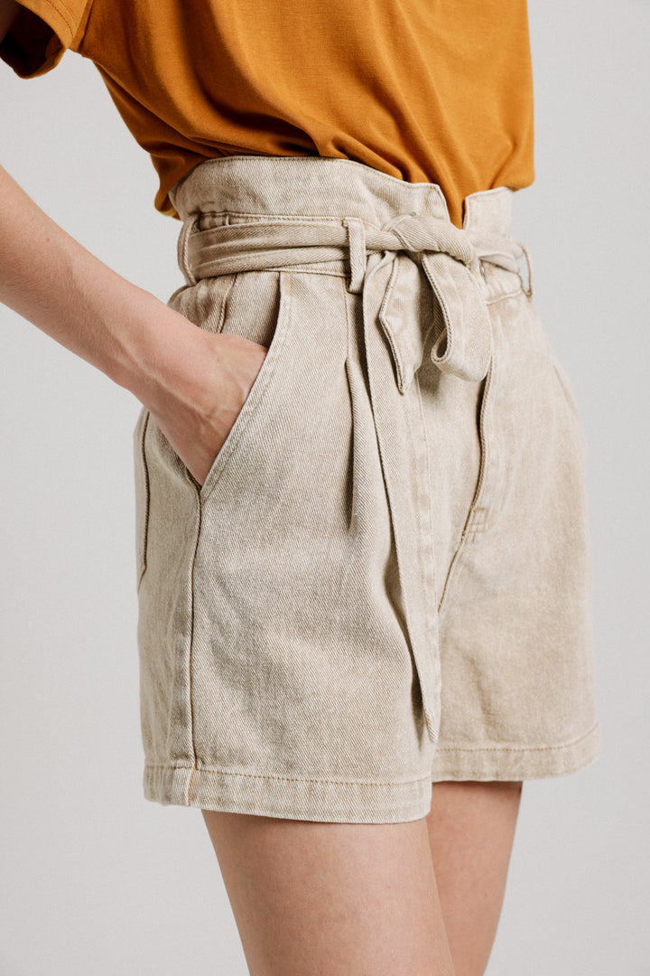 Short Washed Beige Denim Bottoms