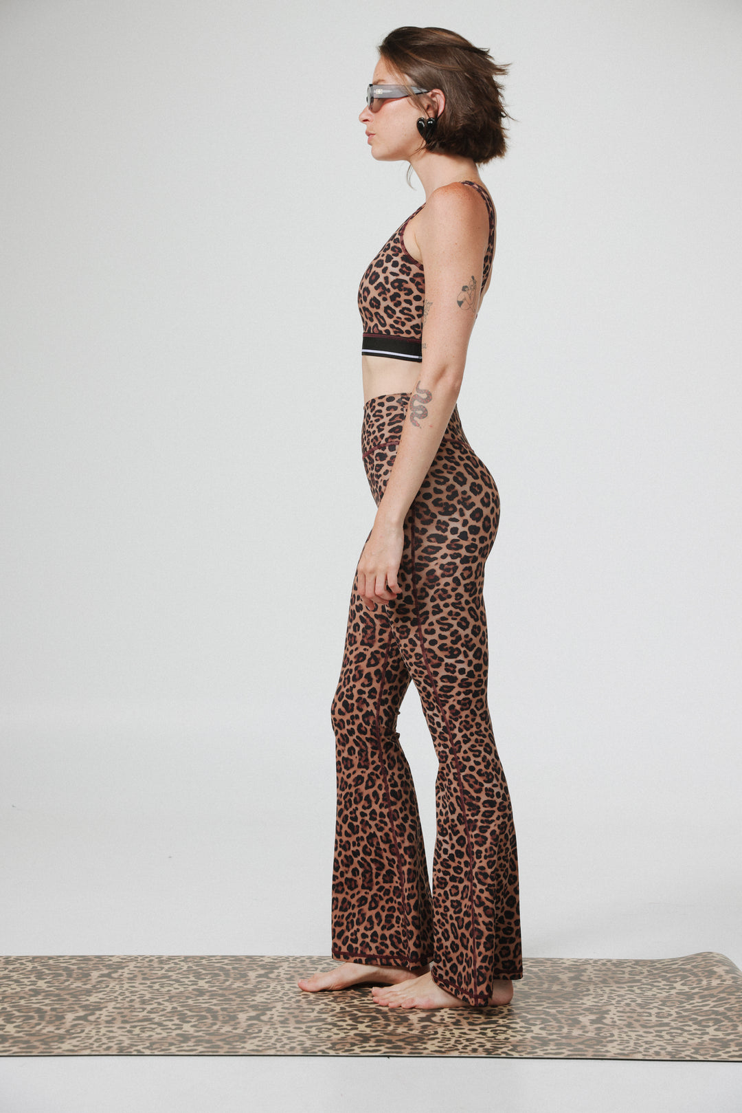 Hershko Leopard Flared Leggings