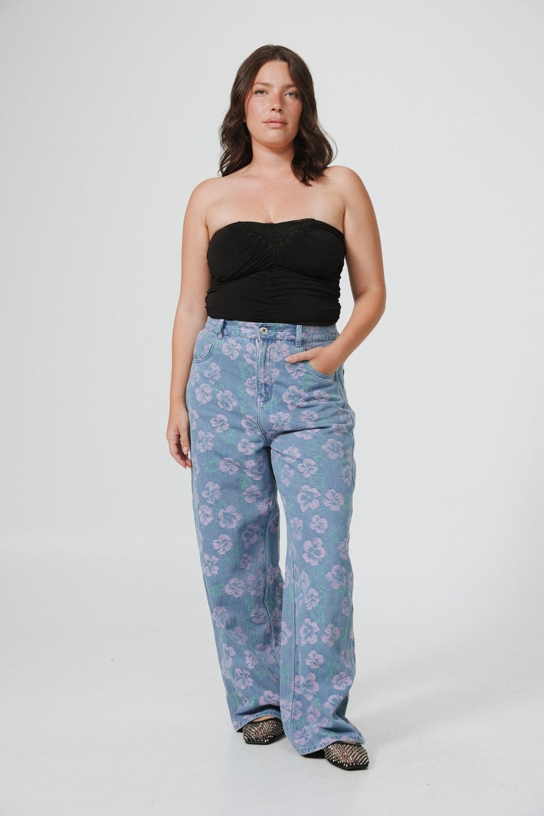 Livi Black Strapless Top