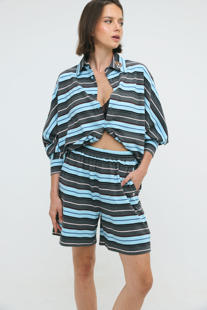 Crossing Grey Stripes Shorts