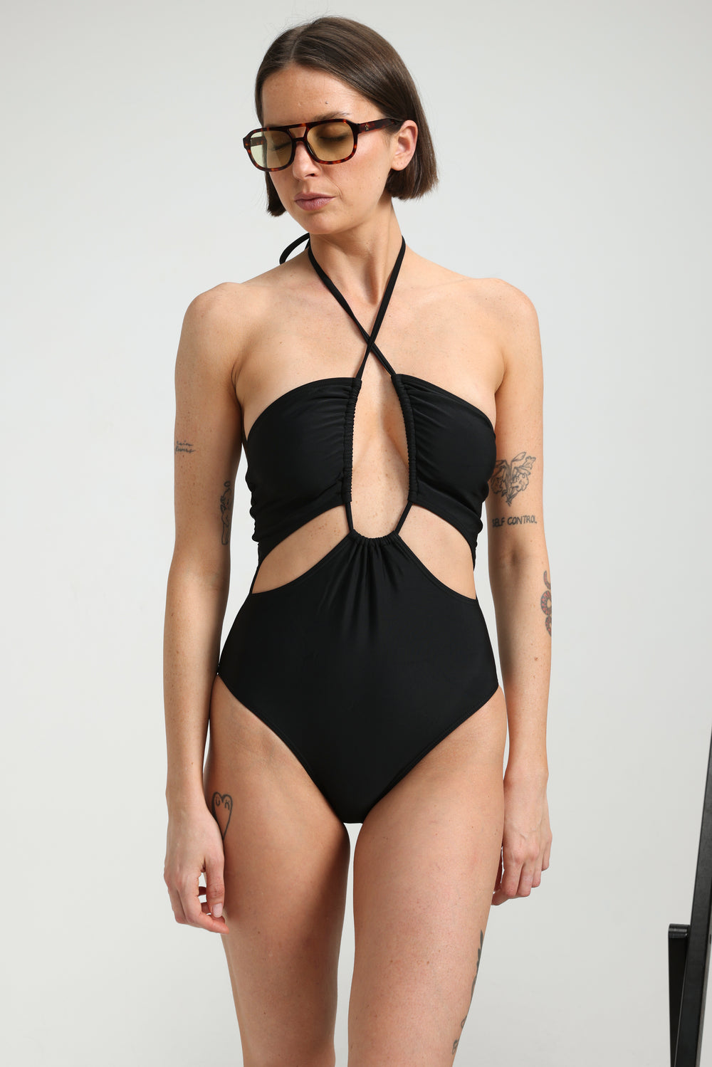 Symbolism Black Swimsuit בגד ים שלם דגם קשירה בצבע שחור