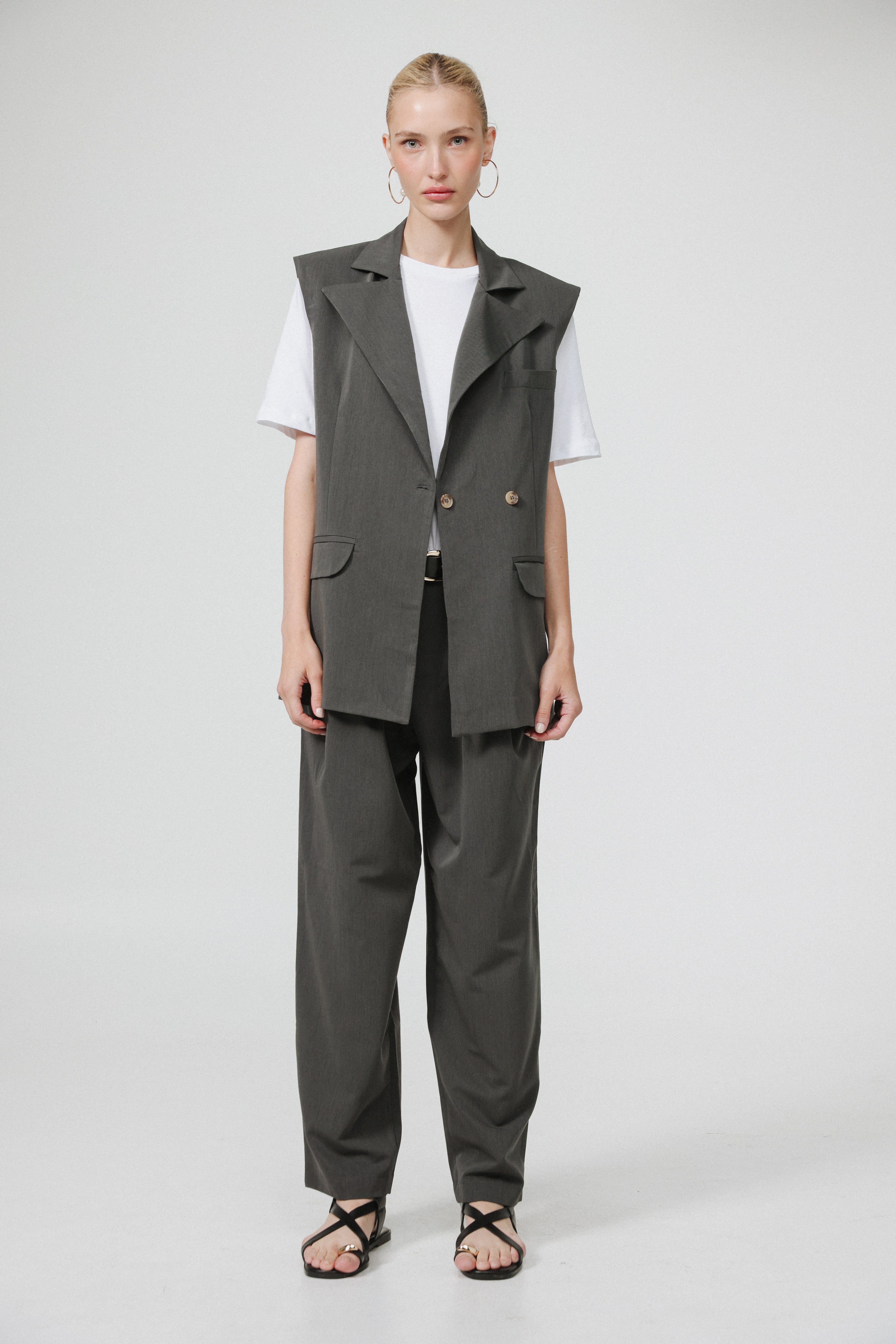 Office Grey Vest – SEESTARZ