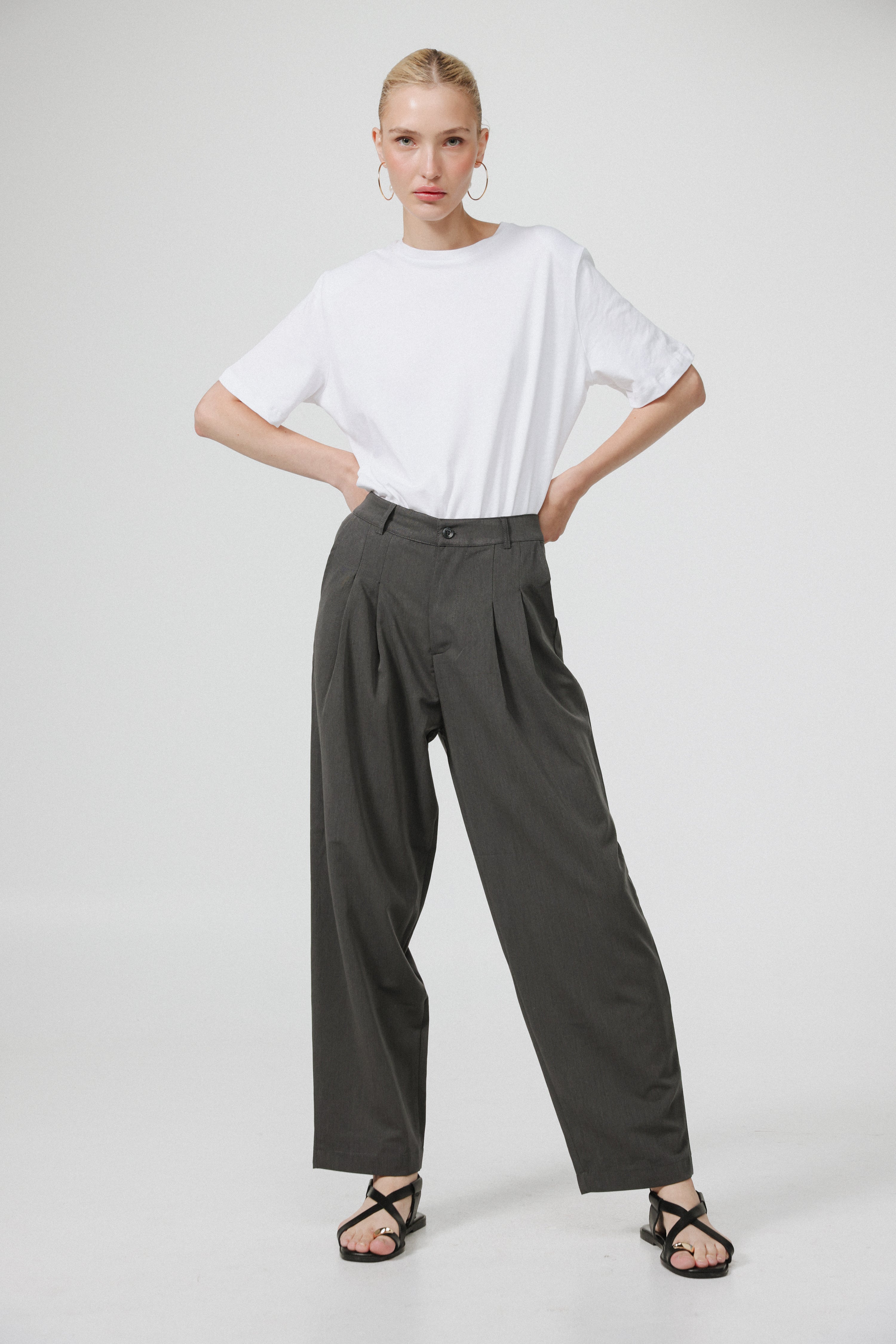【THE MOZZ】Classic Quilted Herringbone Setup Pants Notes Grey Bottoms – SEESTARZ