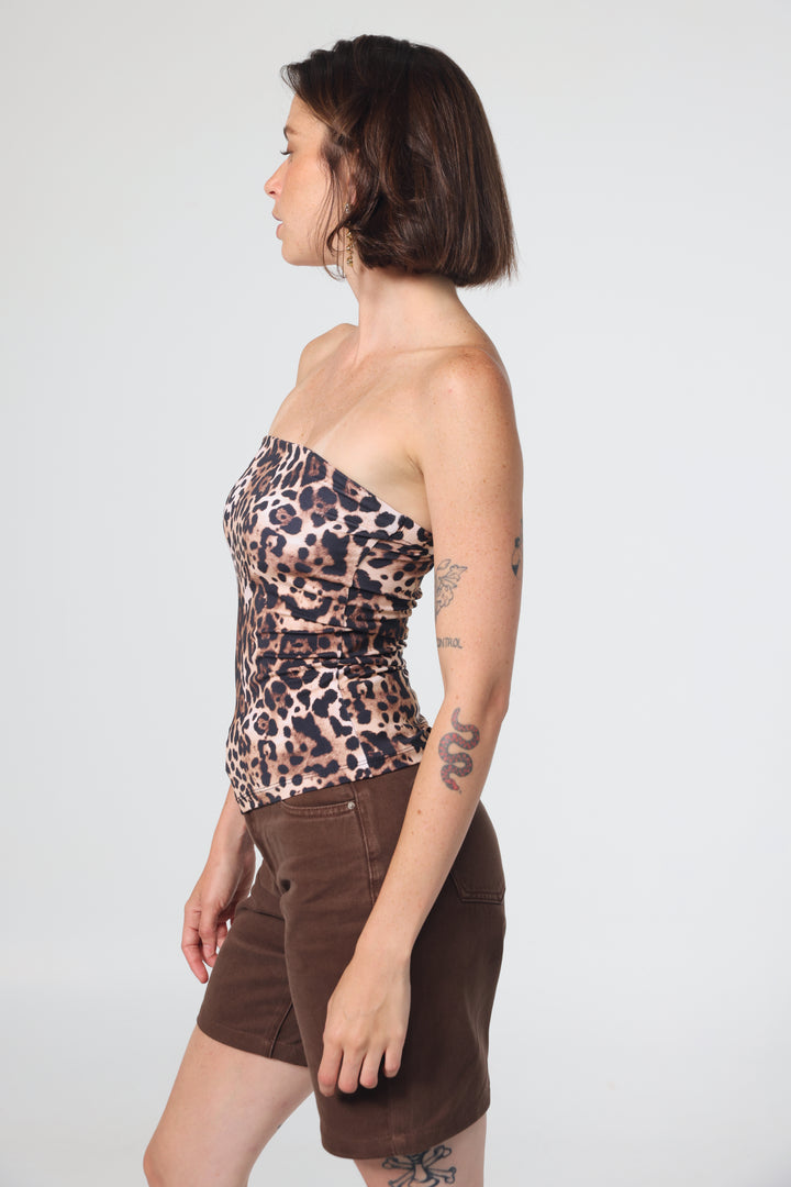 Graphic Leopard Strapless Top