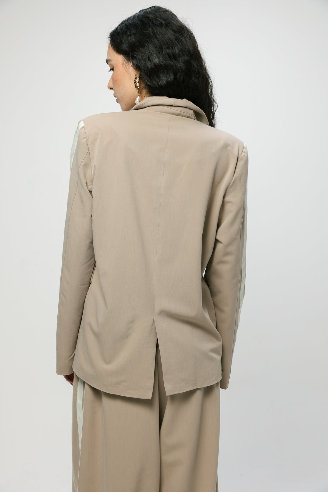 Rebirth Beige Blazer