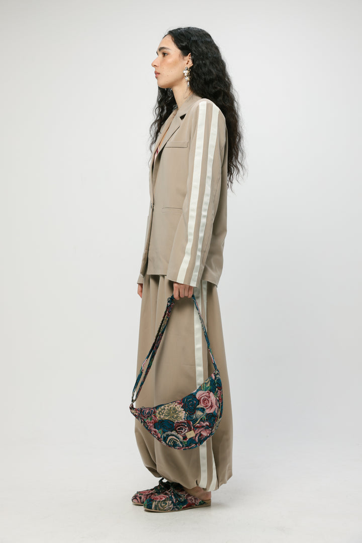 Space Antique Floral Belt Bag