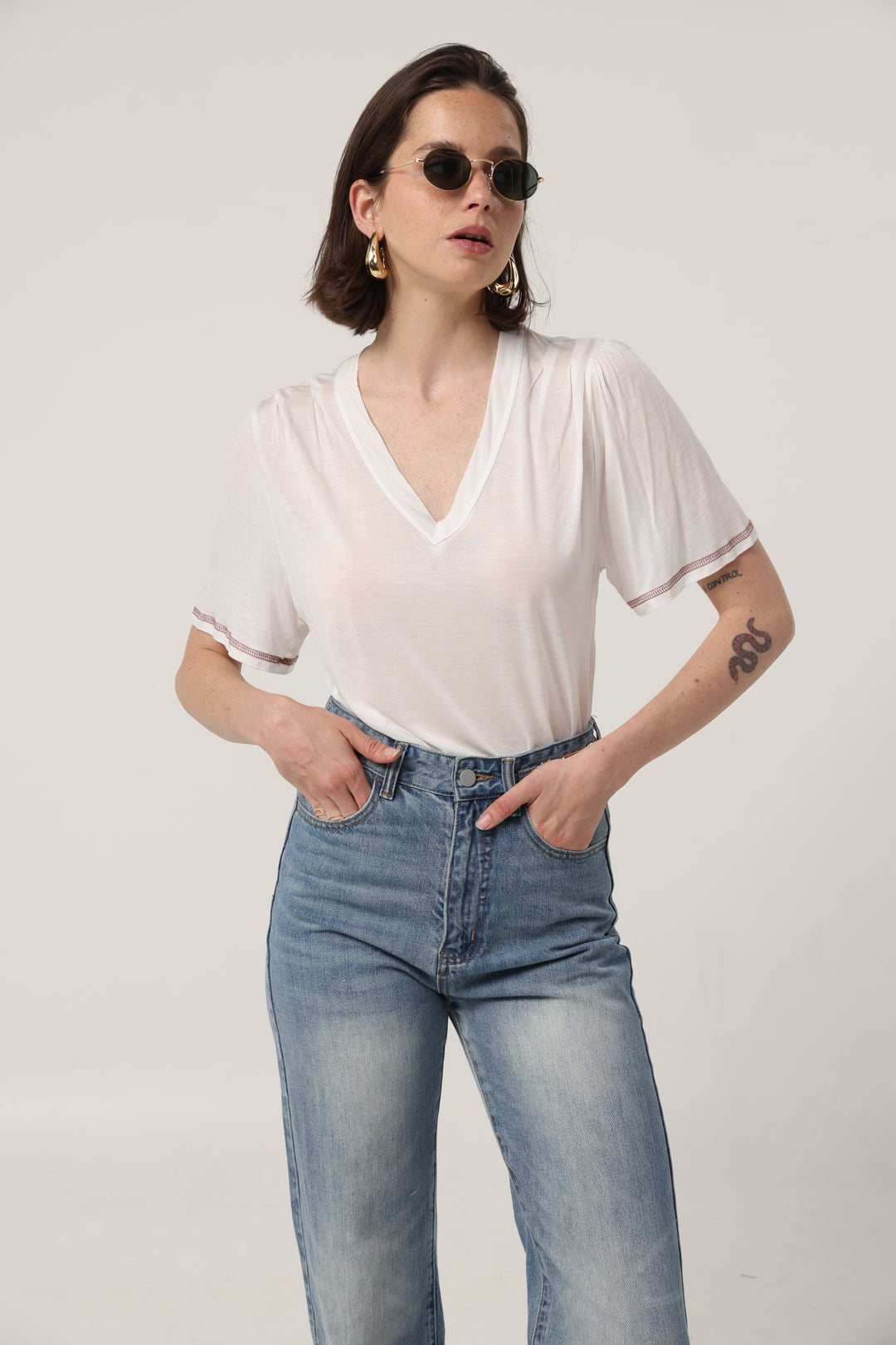 Clean Cream V T-Shirt