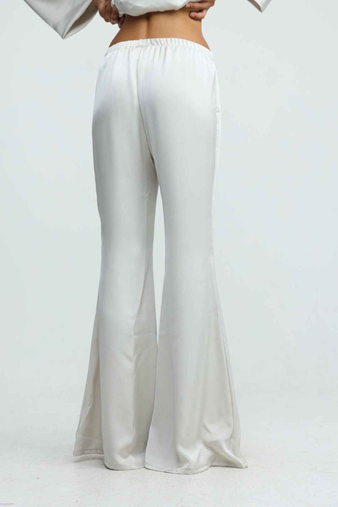 Frisson Cream Bottoms