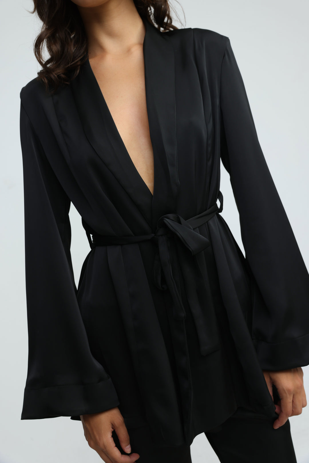 Frisson Black Kimono