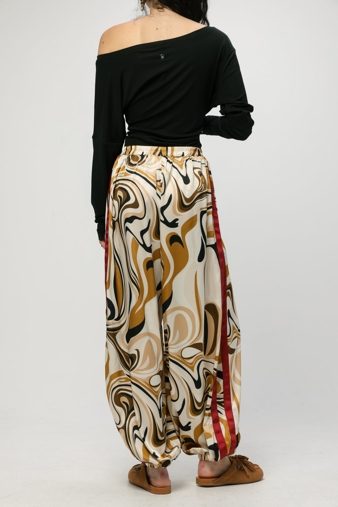 Rebirth Marble Bottoms