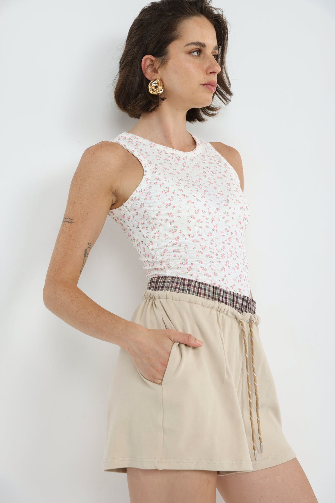 Box Beige Shorts