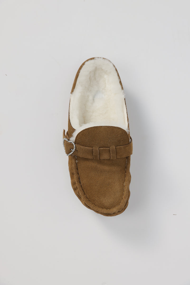 נעל פרווה עם גימור זמש Suede Camel Mules 