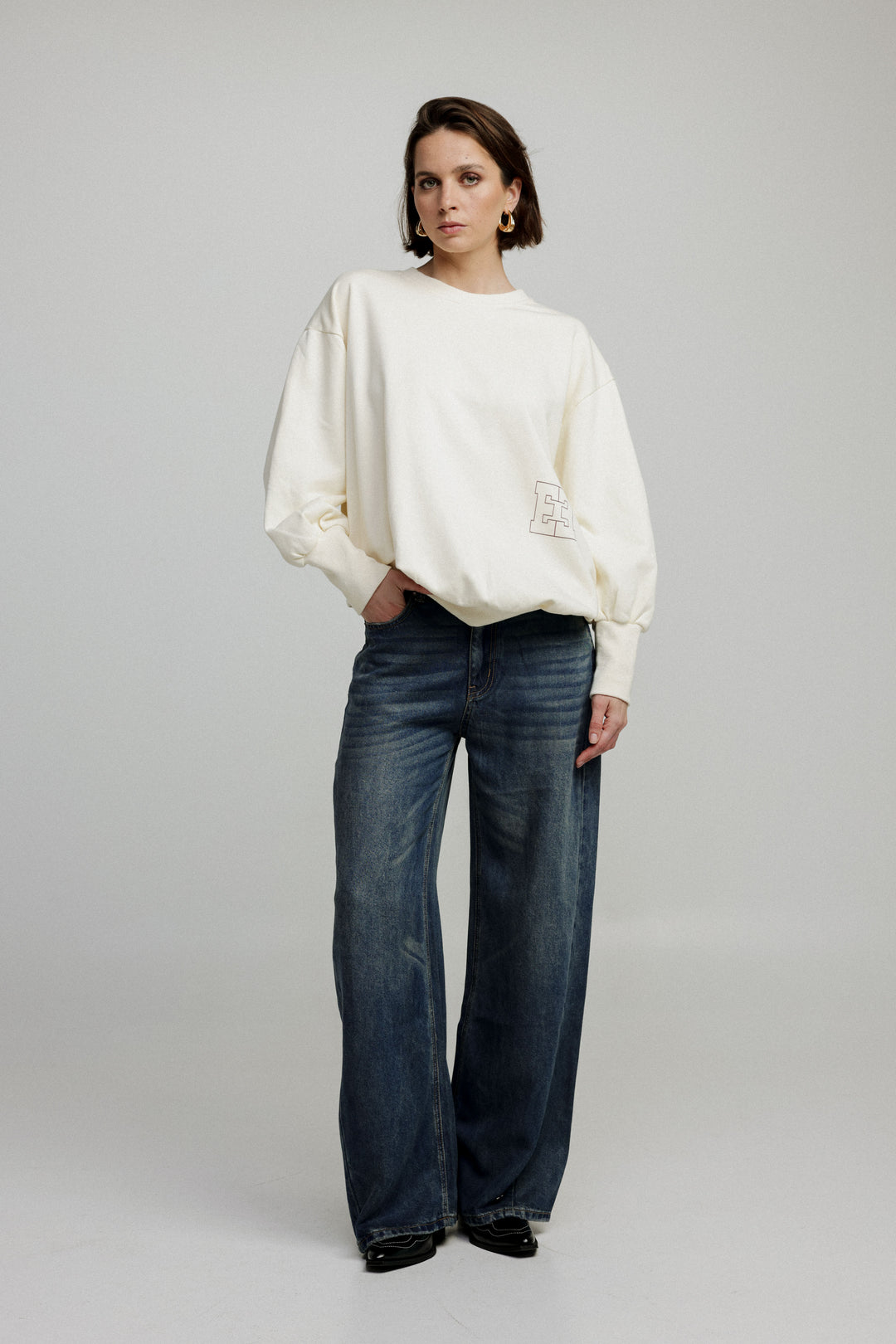 Graphic Cream Sweatshirt