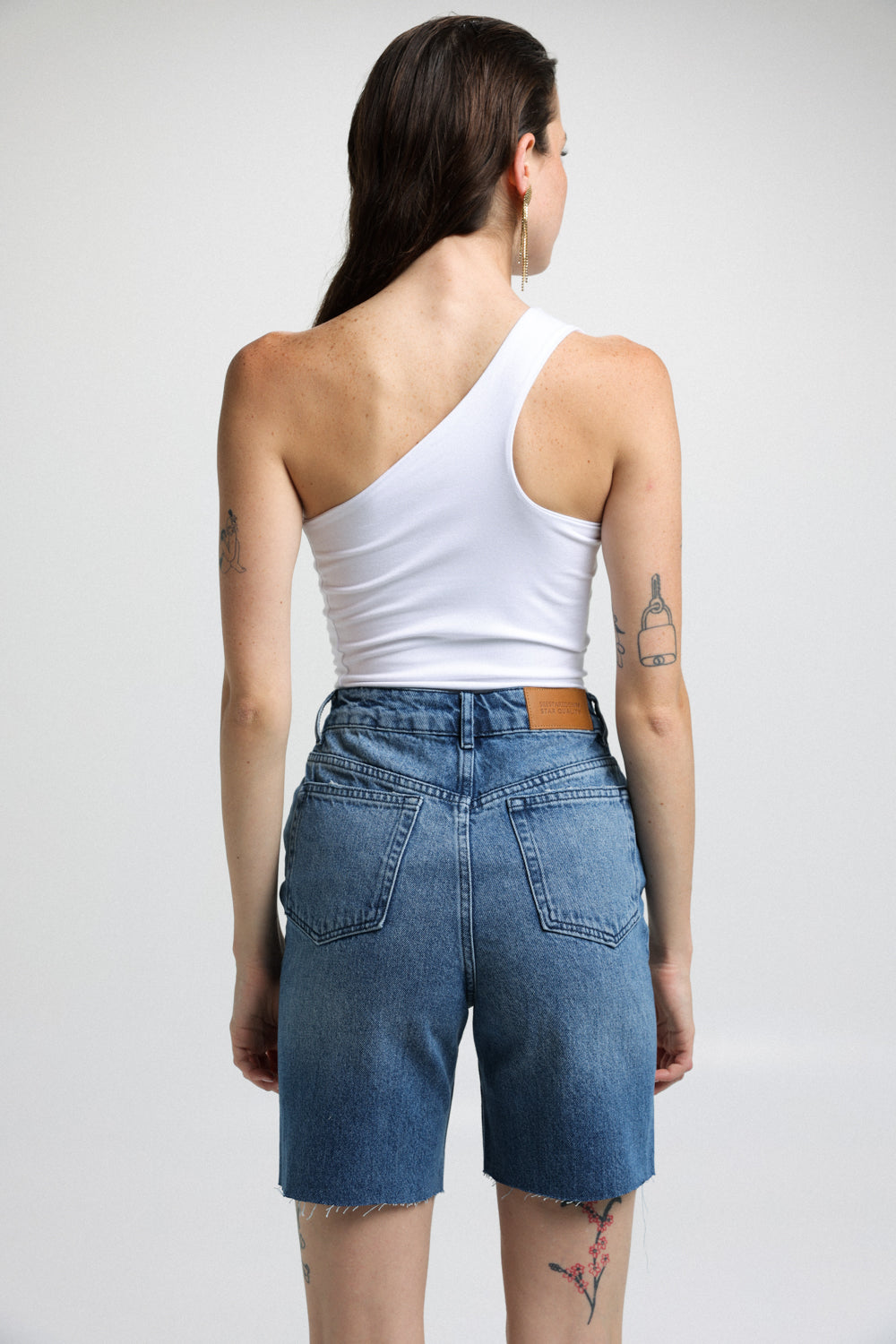 Swan White Top