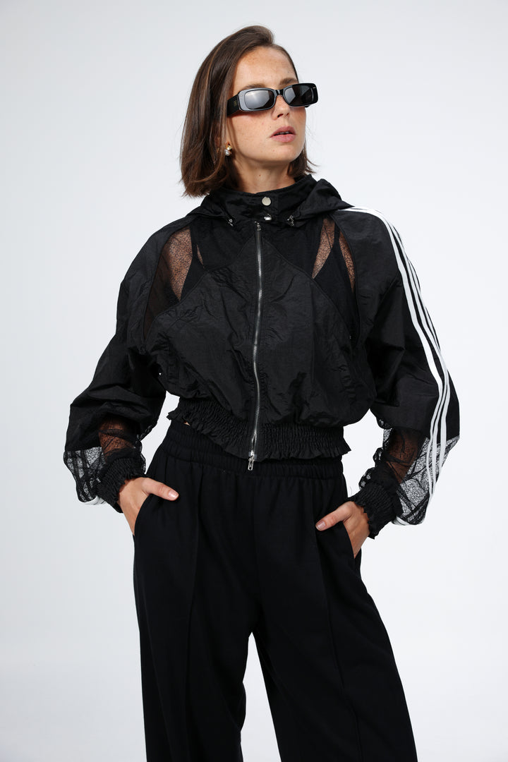 קפוצ'ון ניילון עם תחרה לנשים Nylon & Lace Black Windbreaker 