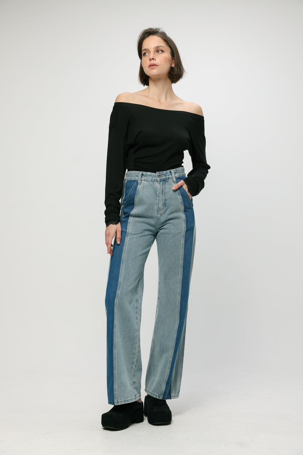 מכנסי ג'ינס בצבע כחול בהיר לאישה Star 201 Light Blue Mix Denim 