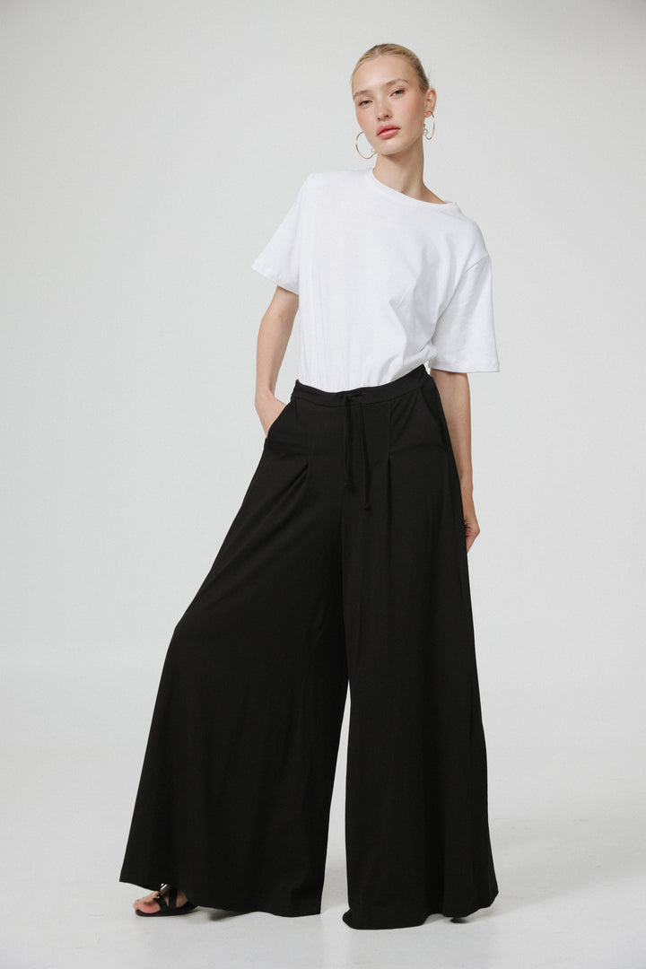 Take Black Wide Bottoms