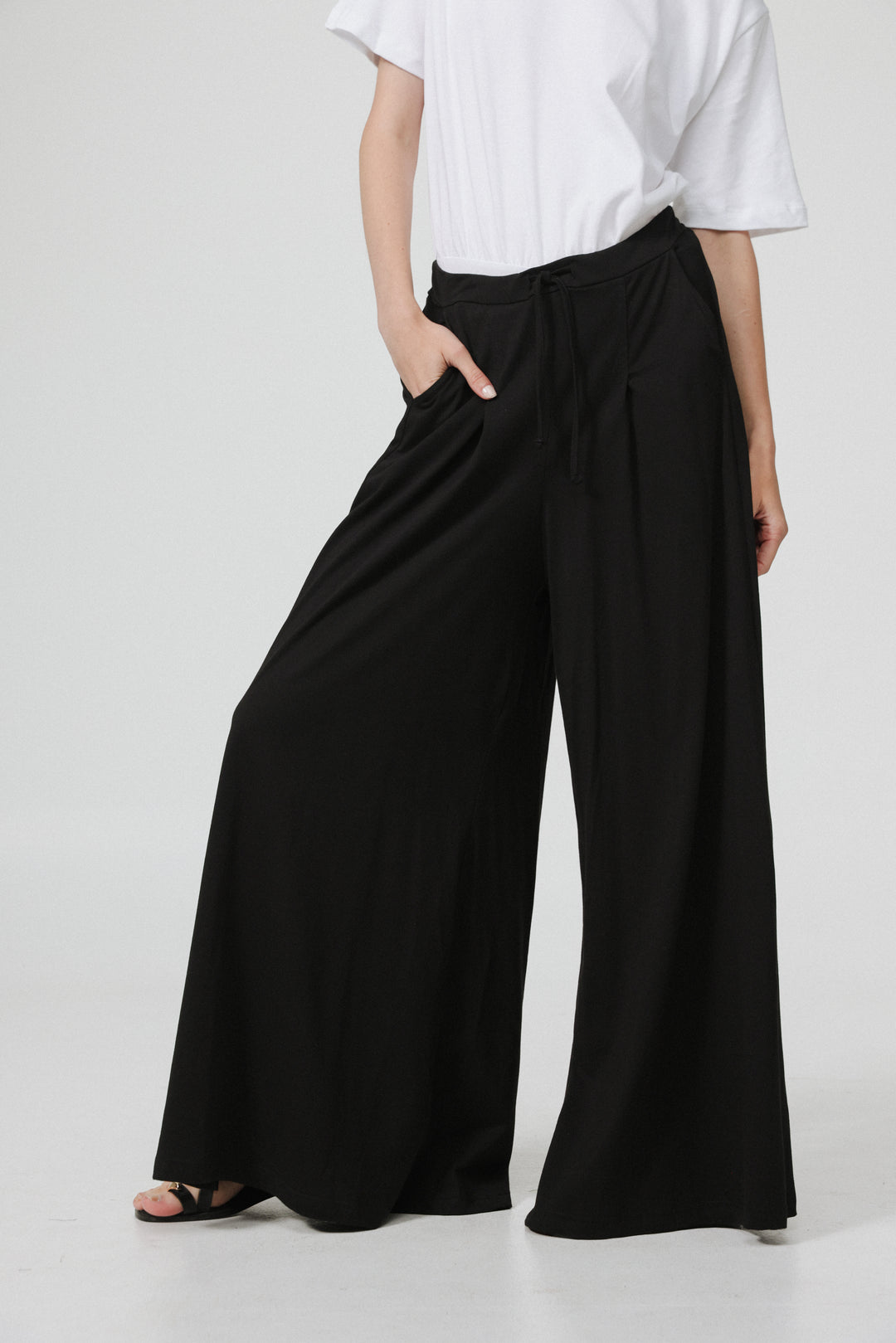 Take Black Wide Bottoms