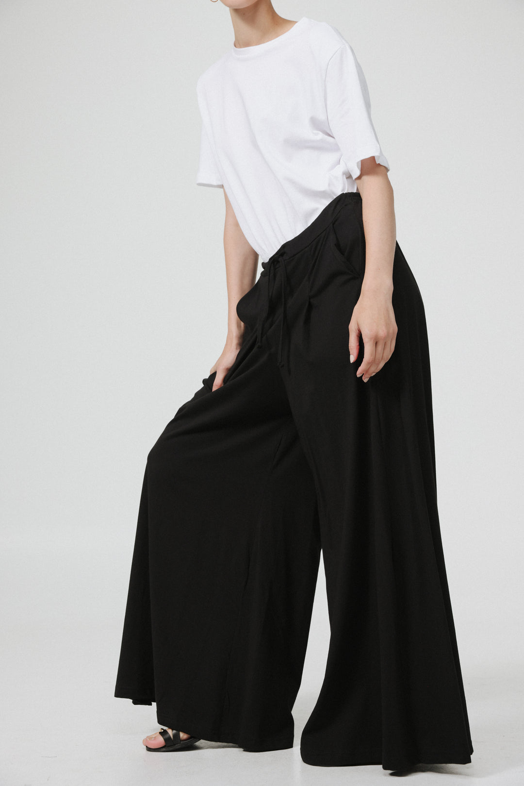 Take Black Wide Bottoms